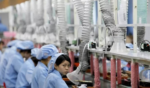 未來幾年，制造業(yè)、服務(wù)業(yè)等勞動(dòng)密集型產(chǎn)業(yè)的招工將更加困難，勞動(dòng)力成本也必將日益高漲