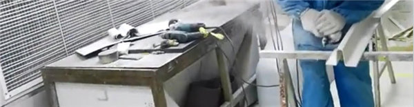 傳統打磨設備有諸多缺點：灰塵大、污染環境、傷害身體健康、耗電過多